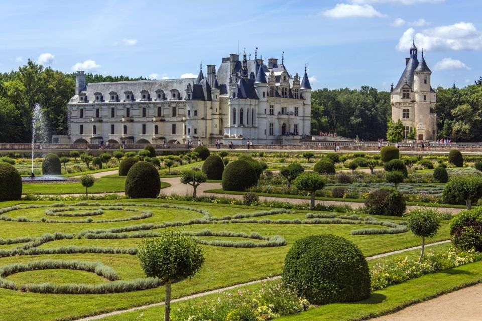 loire valley chateau day trip from paris - Paris Tickets