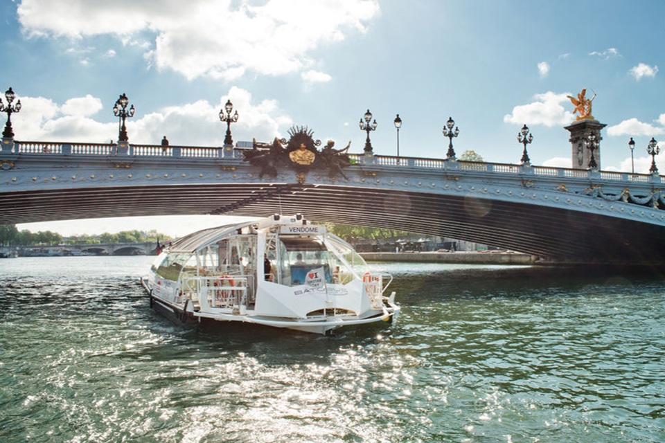 Batobus Paris Hop-On Hop-Off Sightseeing Cruise - Paris Tickets